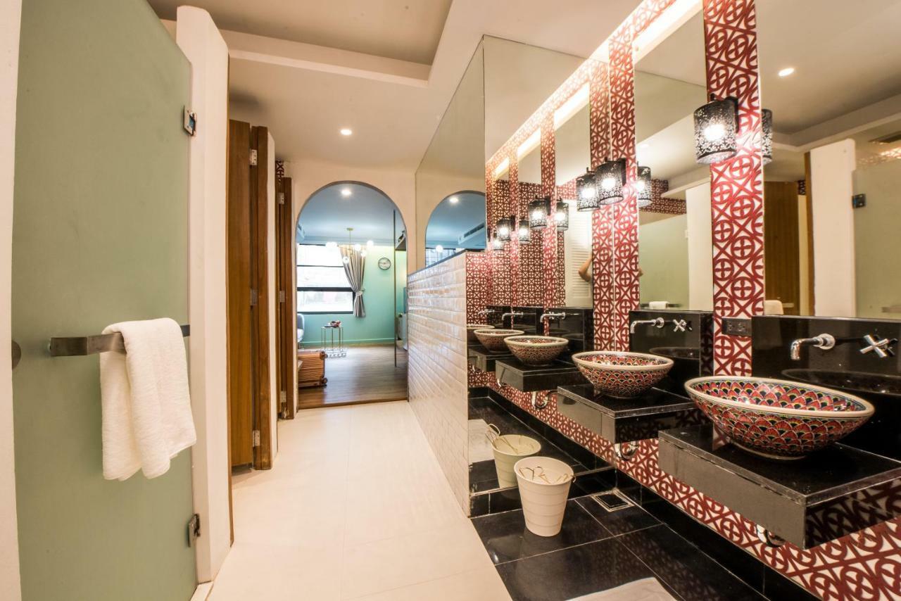 Nimit Boutique Hotel Bangkok Esterno foto